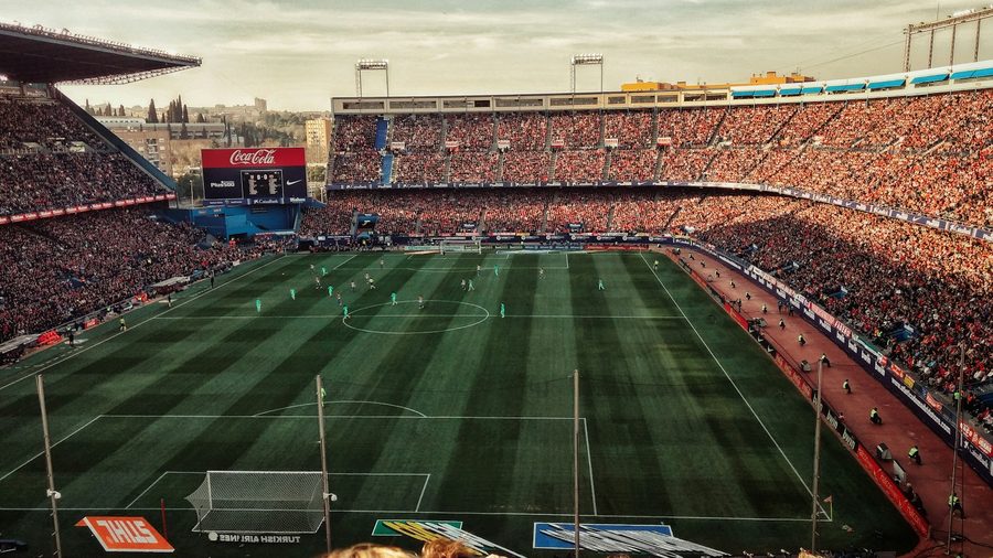 今年会 APP — 行业资质清单示意配图